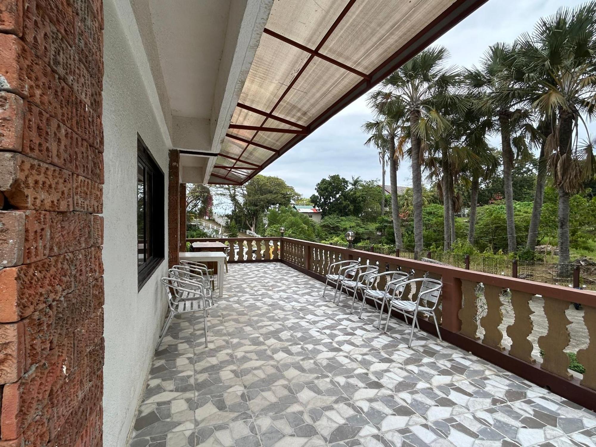 1888 Beach Resort Dumaguete City Exterior photo