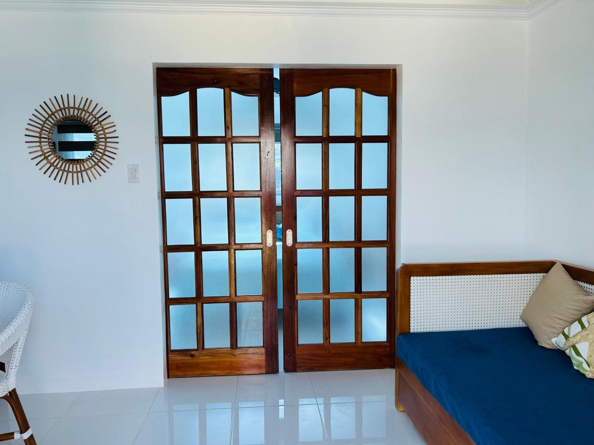 1888 Beach Resort Dumaguete City Exterior photo