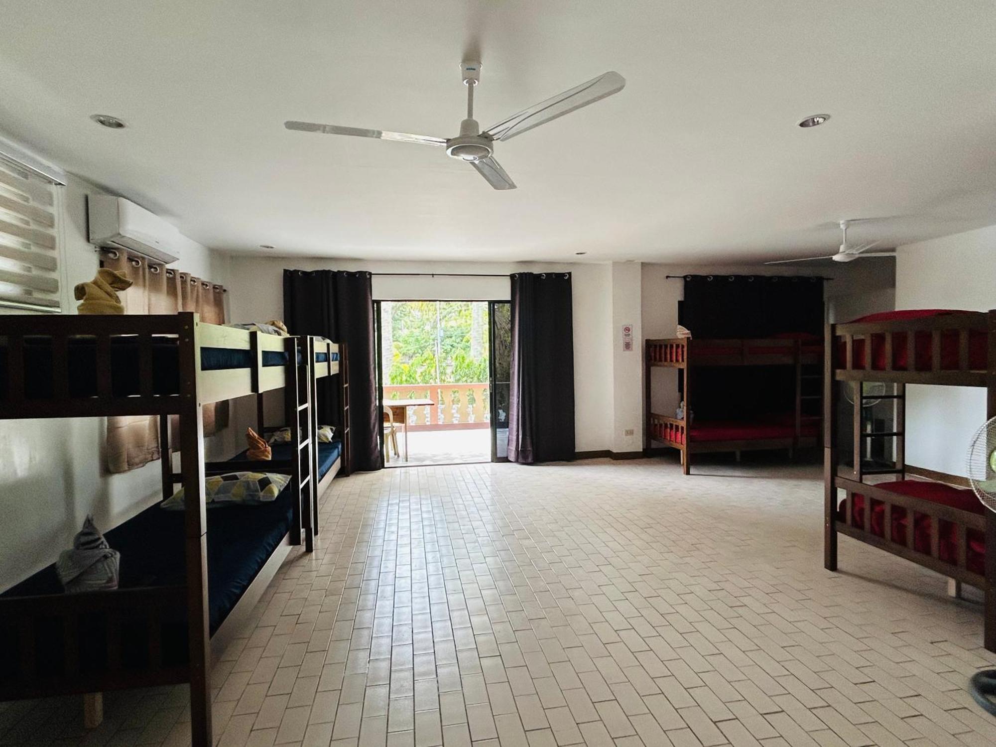 1888 Beach Resort Dumaguete City Exterior photo